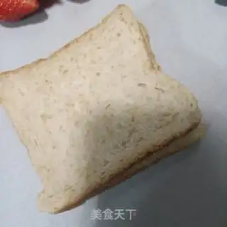 Make Strawberry yogurt sandwich step 0