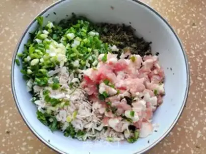 Make Snow veal and eggs and cheese step 4