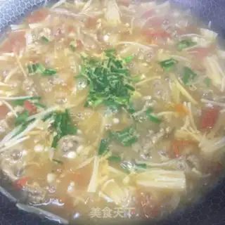 Make Tomato gin and mushroom pork step 10