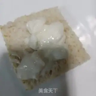 Make Strawberry yogurt sandwich step 5