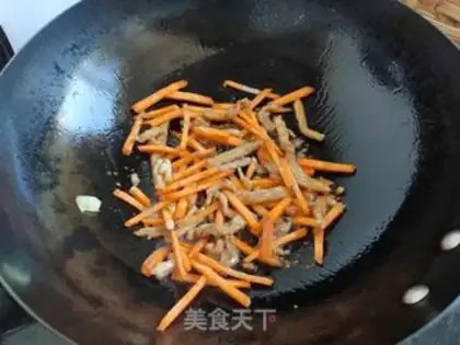Make Carrot-covered meatloaf step 4
