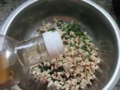 Make Eggs are dried with a leaf step 9