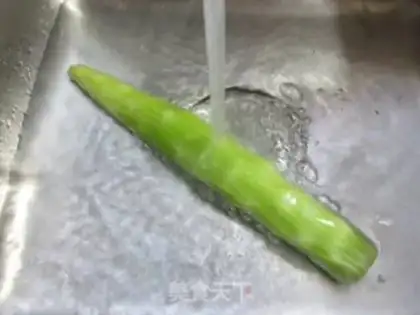 Make The green bean sprouts step 1