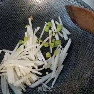 Make A white radish with pig blood step 8