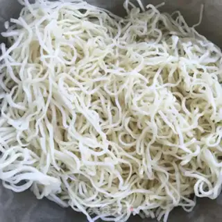 Make Pepper bean sprouts step 1