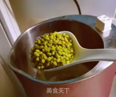 Make Green Bean Spears step 2