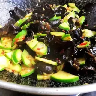 Make Garlic chili sauce step 7