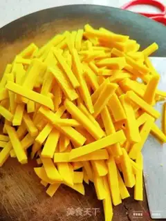 Make Scrambling the yellow beego step 1