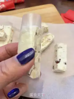 Make Cow Rolling Sugar step 7