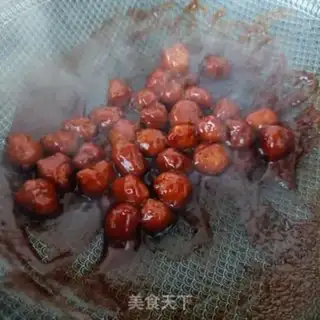 Make Cherry ball step 20