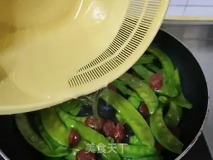 Make Weenie fried Dutch beans step 5