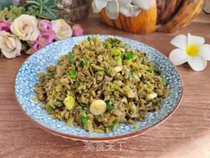 Make Garlic sprouts step 4