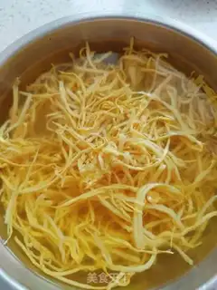 Make The golden silk step 1