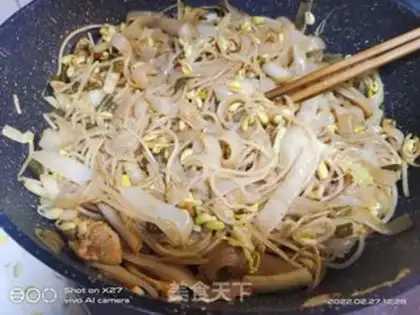 Make Bean sprouts step 5
