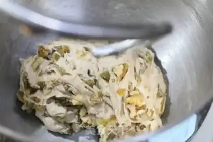 Make pecan raisin bread step 4