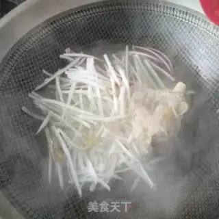 Make Sour bean radish lamb soup step 3