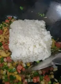 Make Garlic eggs and ham and rice step 5