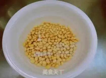 Make Five flowers, soybeans step 1