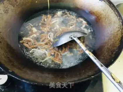 Make Spicy meat soup step 2