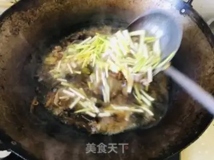 Make Spicy meat soup step 7