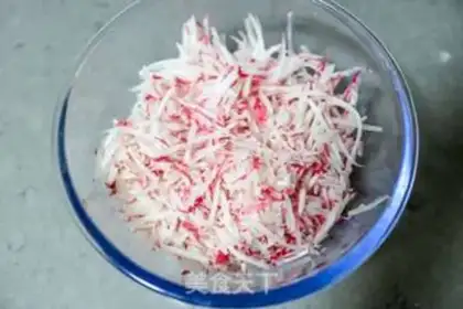 Make Pork and radish buns step 3