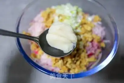 Make Pork and radish buns step 6