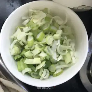 Make The oily spinach step 4