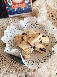 Make Cow Rolling Sugar step 8