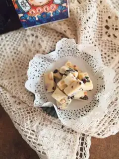 Make Cow Rolling Sugar step 9