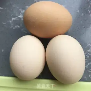 Make Scrambled eggs step 2