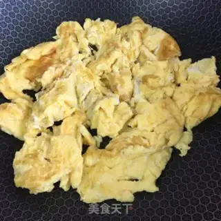 Make Scrambled eggs step 4