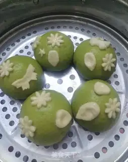 Make A spinach juice bun step 13