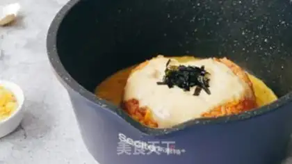 Make Volcanic cheese fried rice step 7