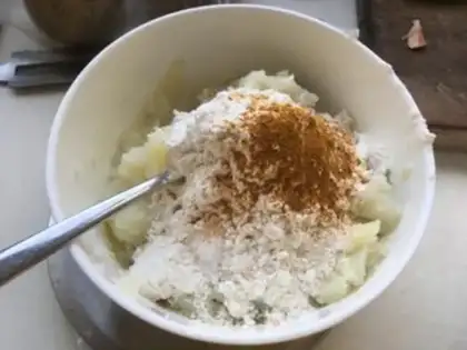 Make Curry toast step 1