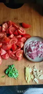 Make Homemade tomato fried meat step 0