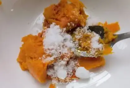 Make Pumpkin cucumber cake step 1