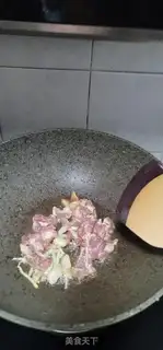 Make Homemade tomato fried meat step 4