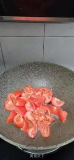 Make Homemade tomato fried meat step 7