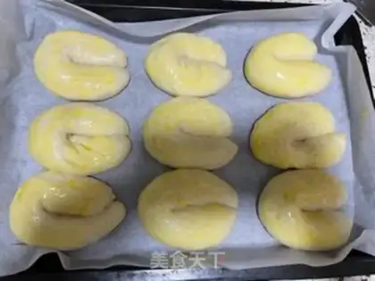Make Sausage bread step 13