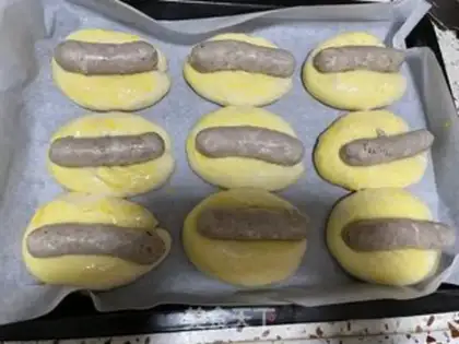 Make Sausage bread step 14