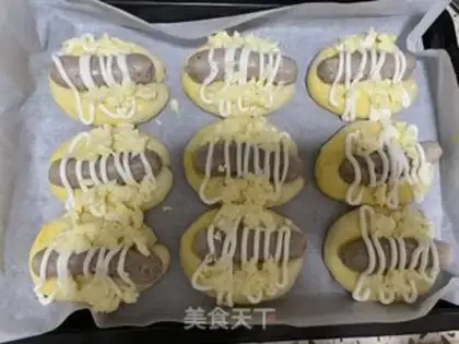 Make Sausage bread step 16