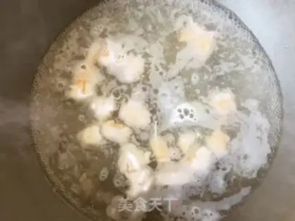 Make Gold needles, mushrooms, prawns step 3