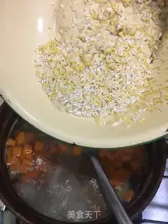 Make Carrot fan porridge step 5