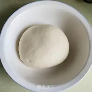 Make White pasta corn radish buns step 2