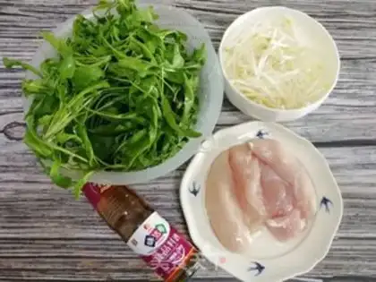 Make Chicken-cracker sprouts step 0