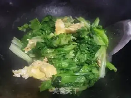 Make Scrambled eggs step 4