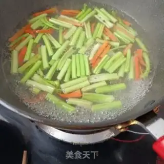 Make The celery is so fat step 3