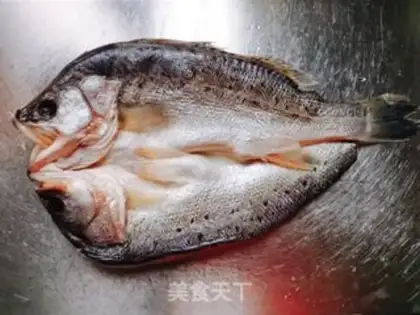 Make Steamed sea bass step 0