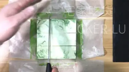 Make Marble rubbing tea mousse step 11