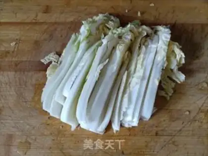 Make Creamed cabbage step 0